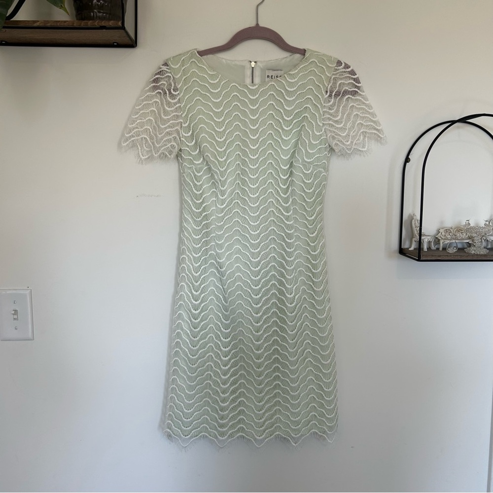 Reiss Lark Pastel Green Sheer Short Sleeve Lace Overlay Mini Sheath‎ Dress